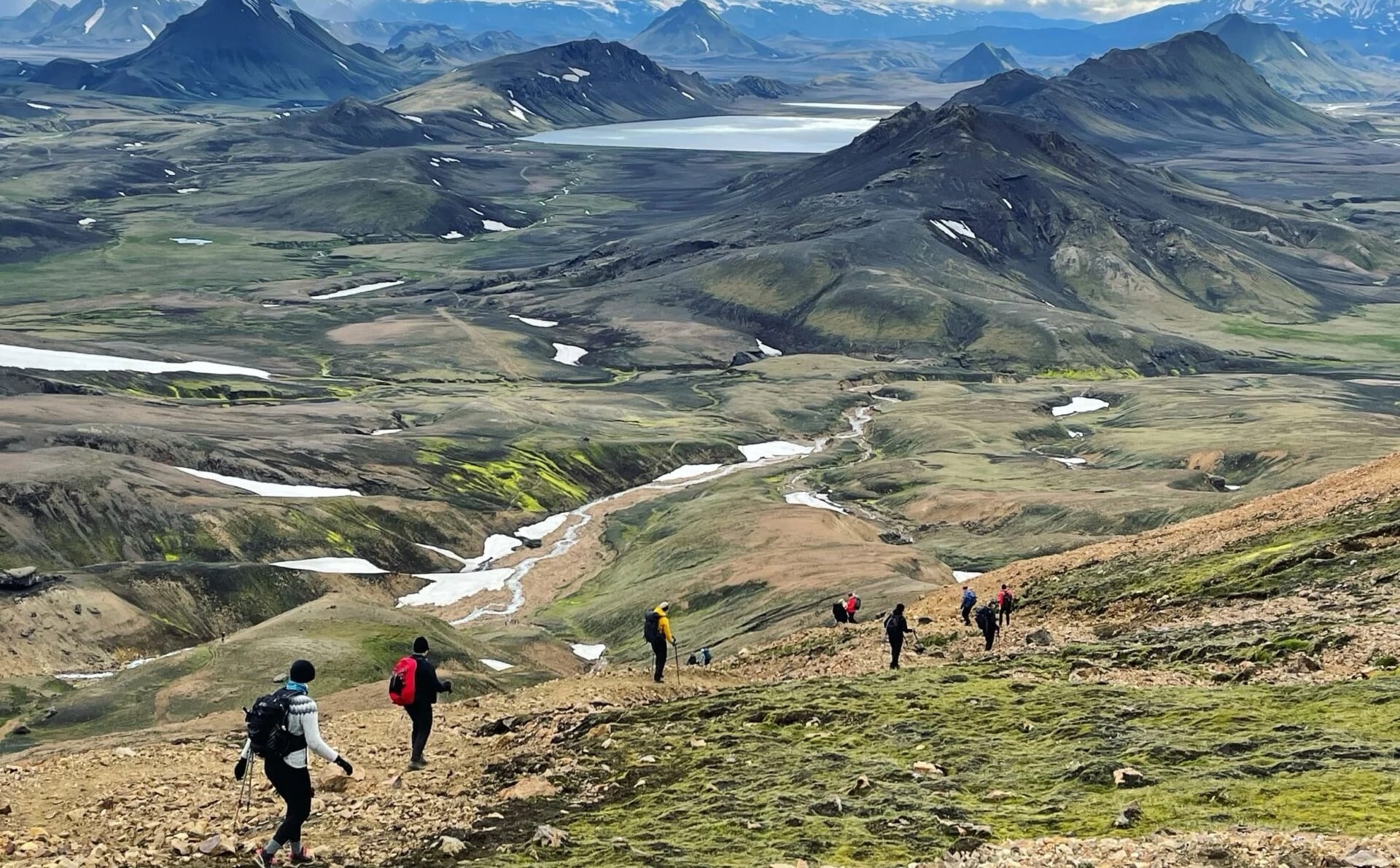 guided women laugavegur adventure