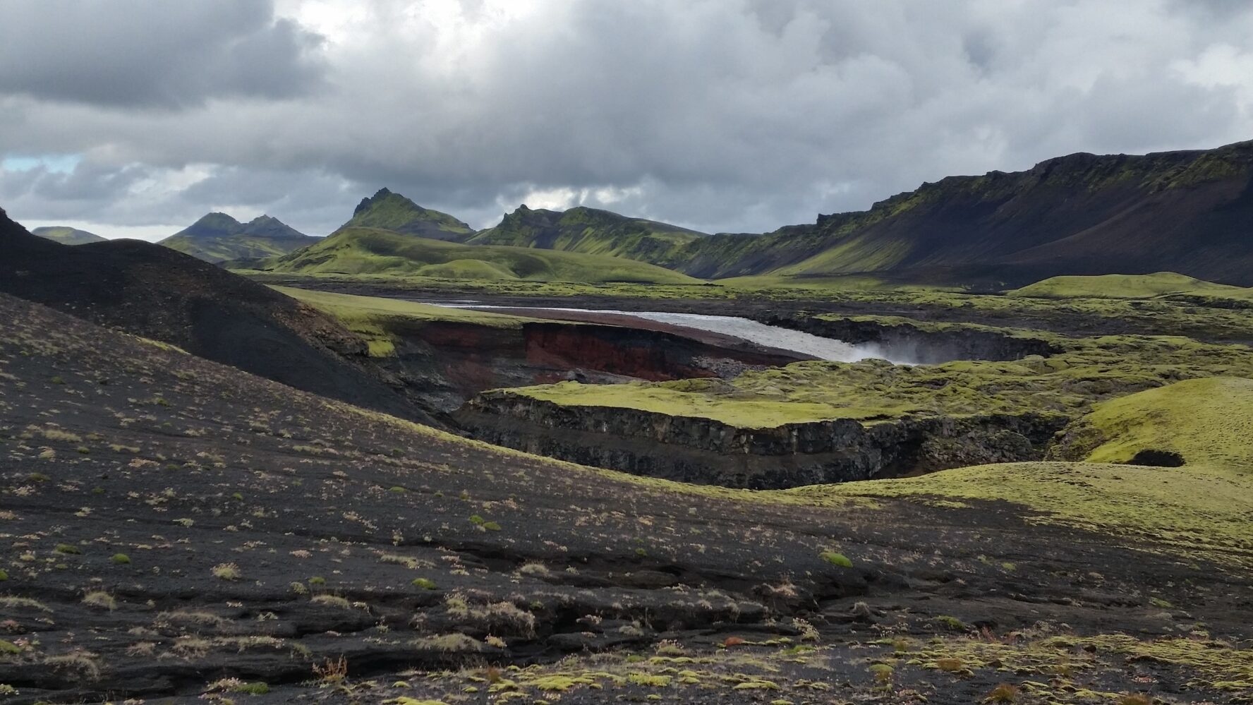 Mossy hillside in the icelandic Highlands.