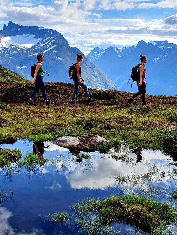Guided AllWomen Hiking Holiday in Norway 57hours