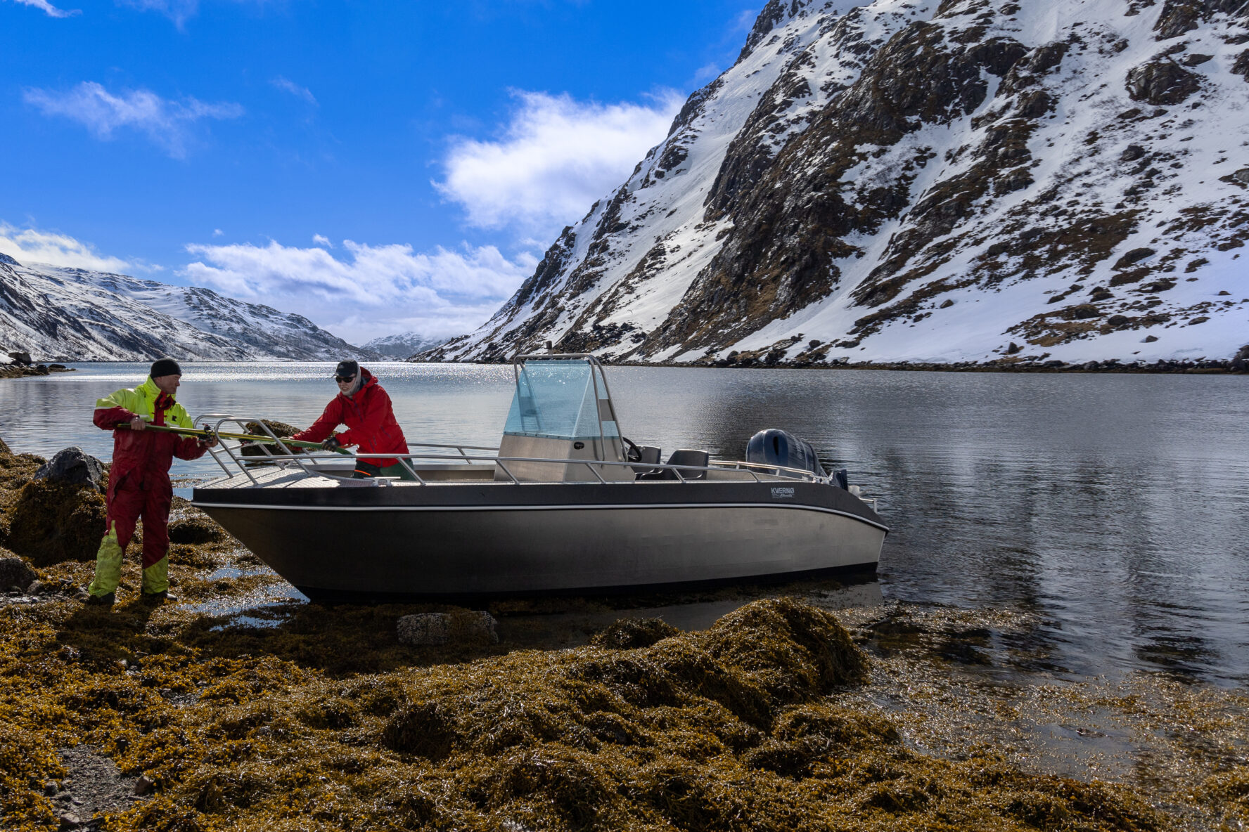 Boat, ski touring in Norway