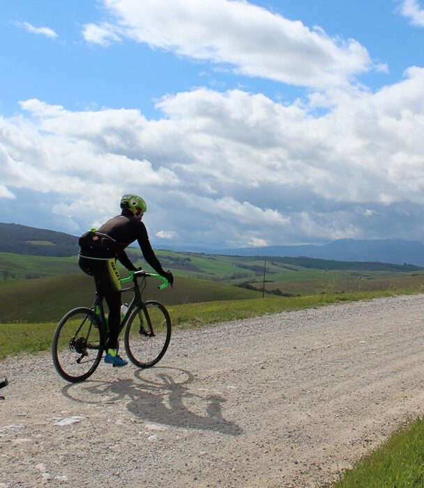 Self-guided bike gravel tour in Tuscany