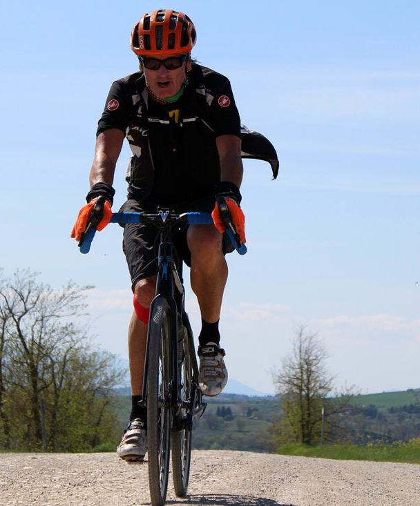 Self-guided bike gravel tour in Tuscany