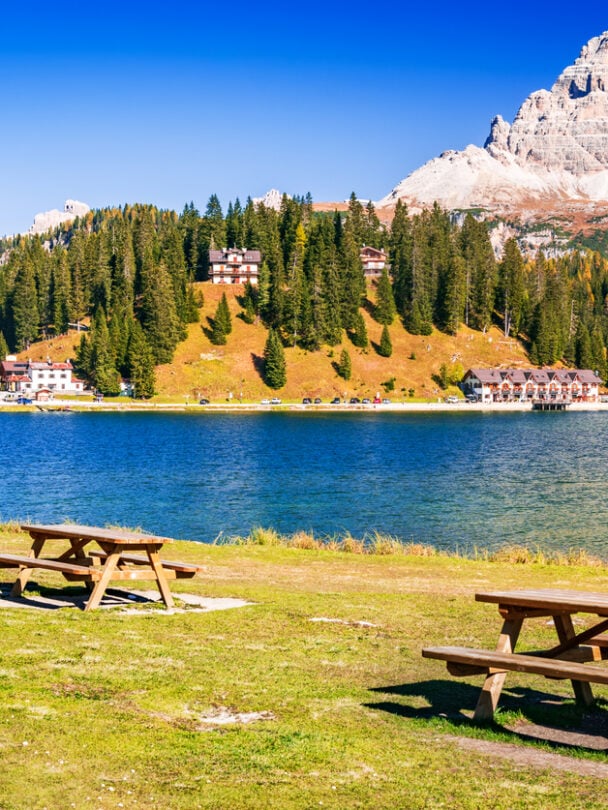 Tre cime couple hiking