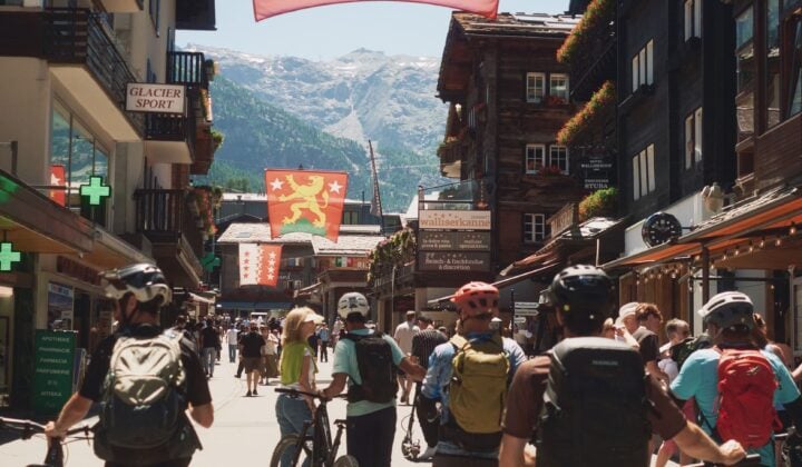 swiss flag zermatt