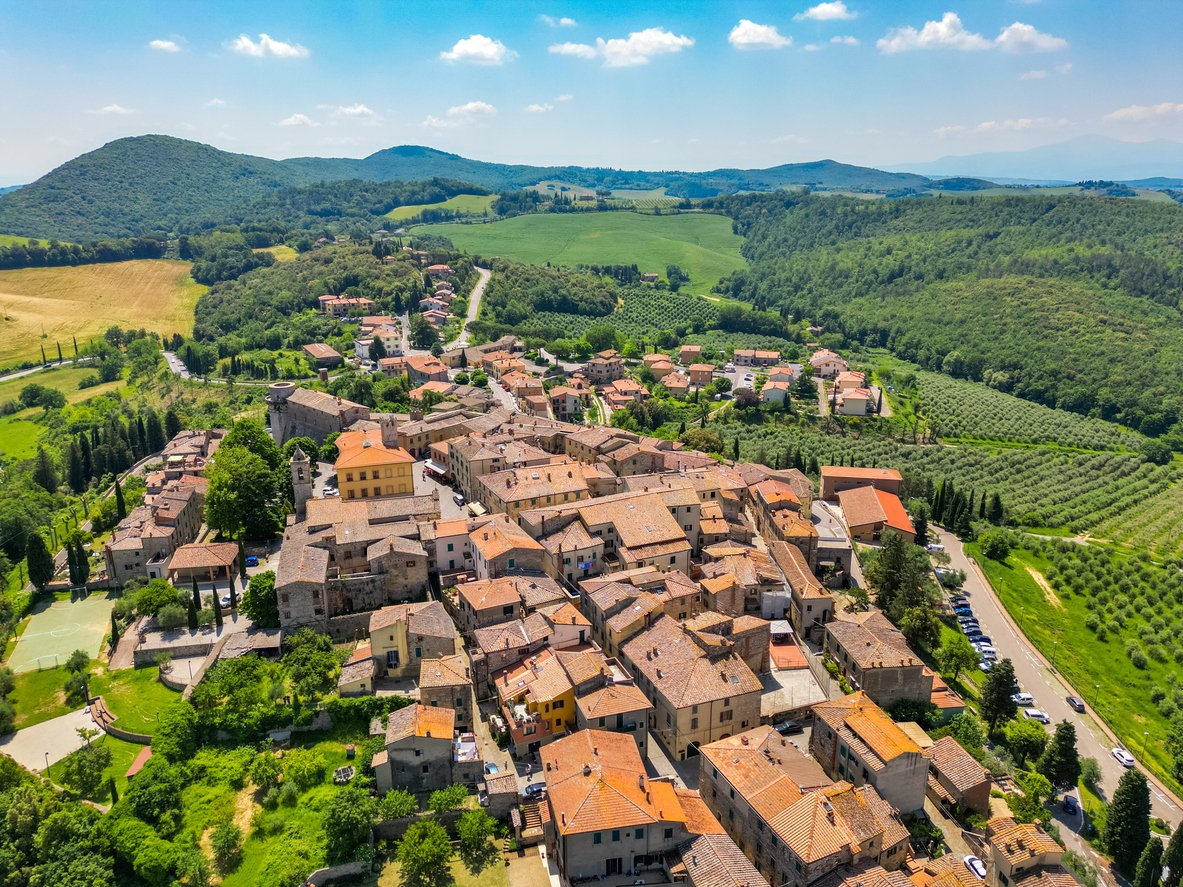Trequanda, Tuscan town