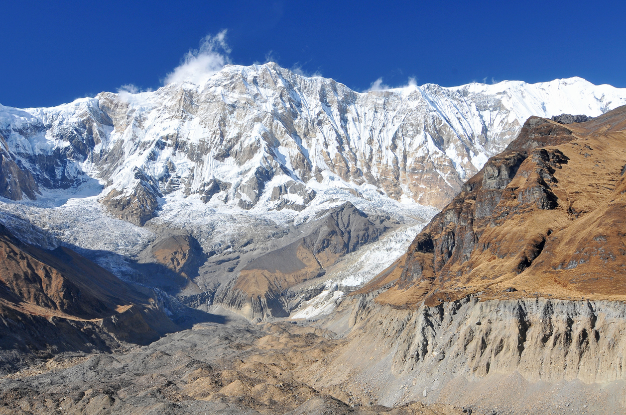 Nepal, Annapurna Conservation Area, Singu Chuli (Fluted Peak) one of the trekking peaks in the Nepali Himalaya range. The peak is located just west of Ganggapurna in the Annapurna Himal.