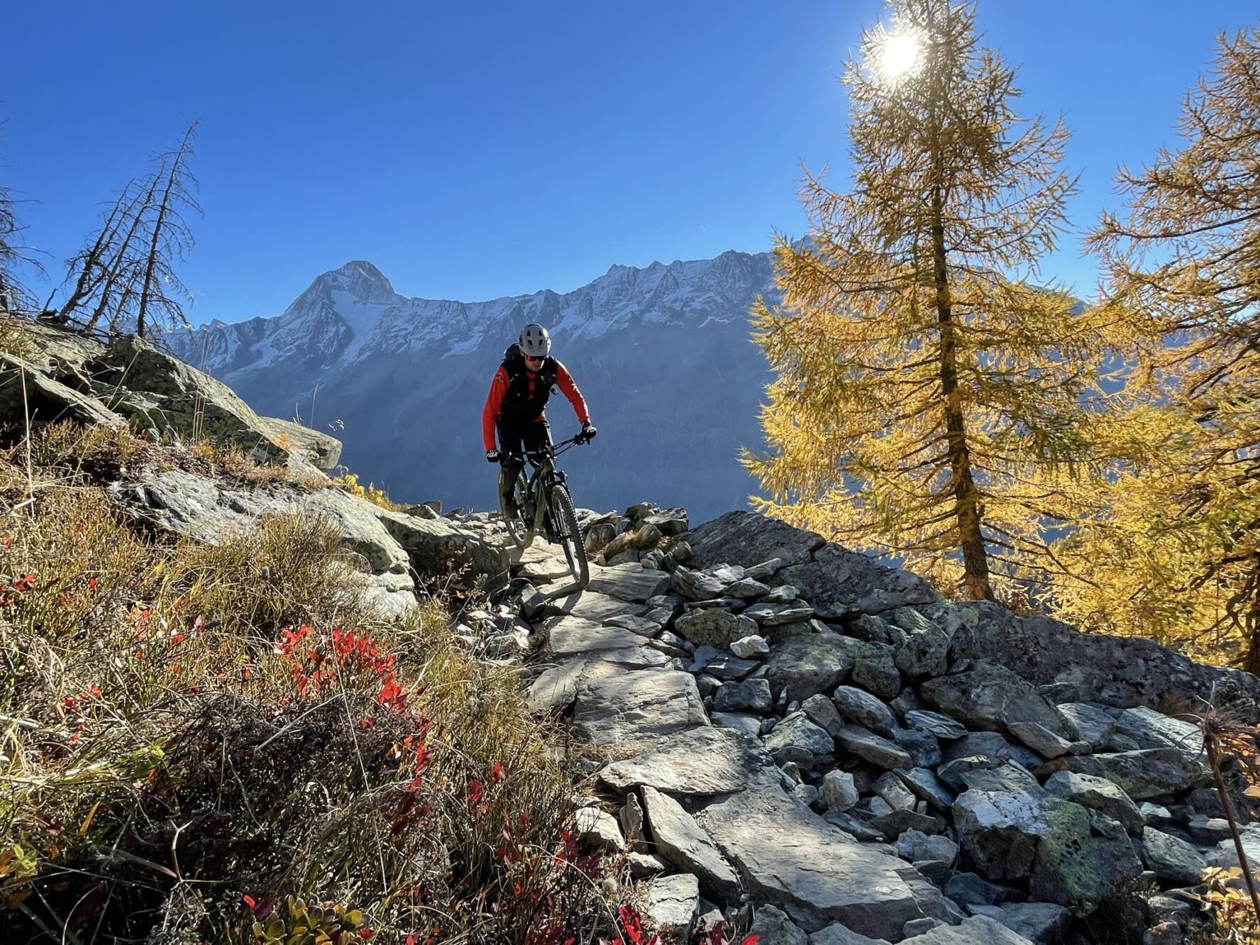 Rocky trail and MTB near Verbier