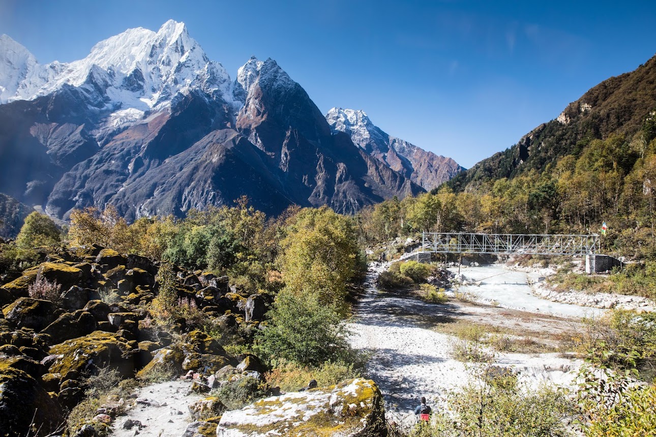 Stunning colors of Nepal'S nature