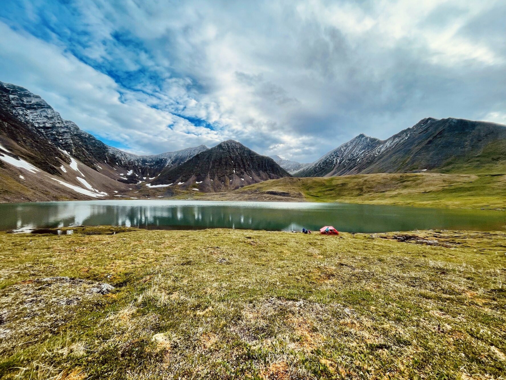 Gates of the Arctic lake