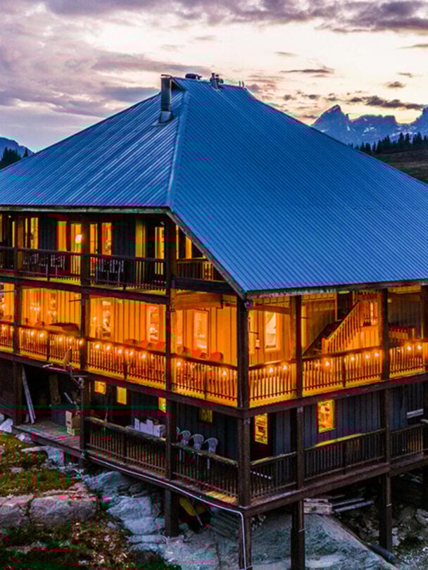 Golden, BC Lodge-Based Deluxe Hiking Tour.