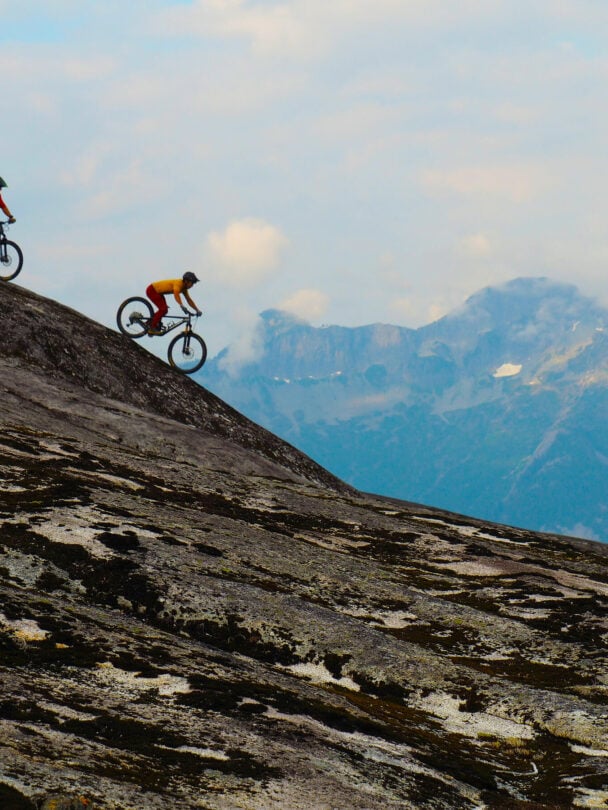 Coast Mountains Heli-Accessed Deluxe MTB Tours in BC.