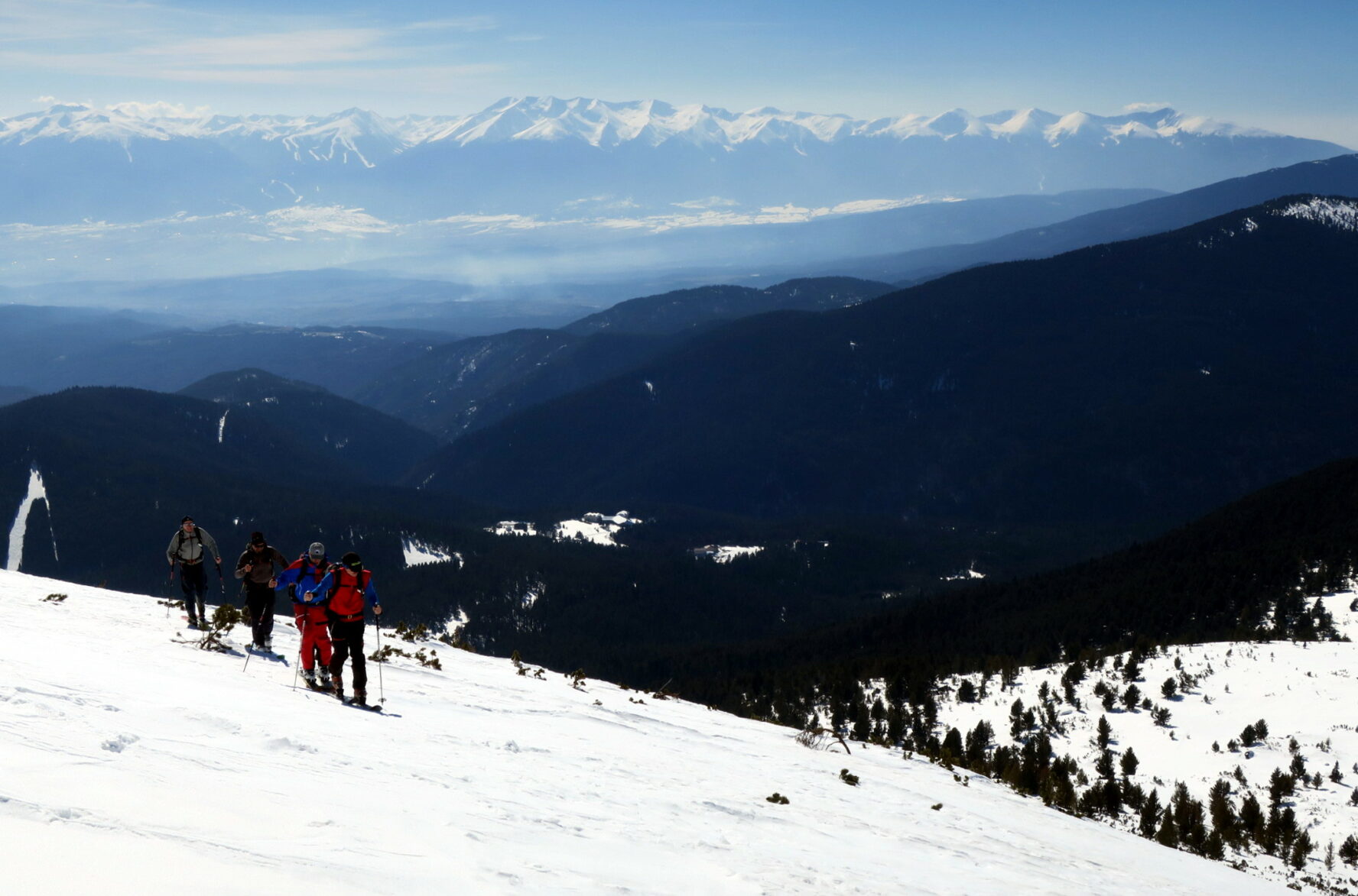 Mountain views while skiing, Semkovo