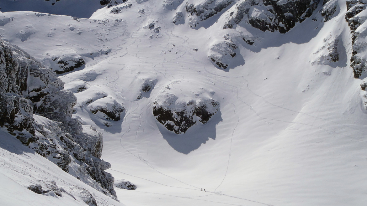 Ski lines in Malyovitsa mountains