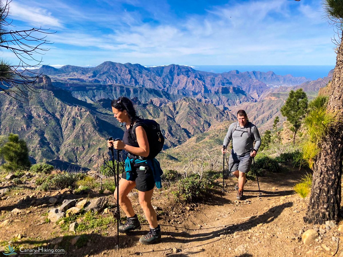 Two hikers, Gran Canaria GR131