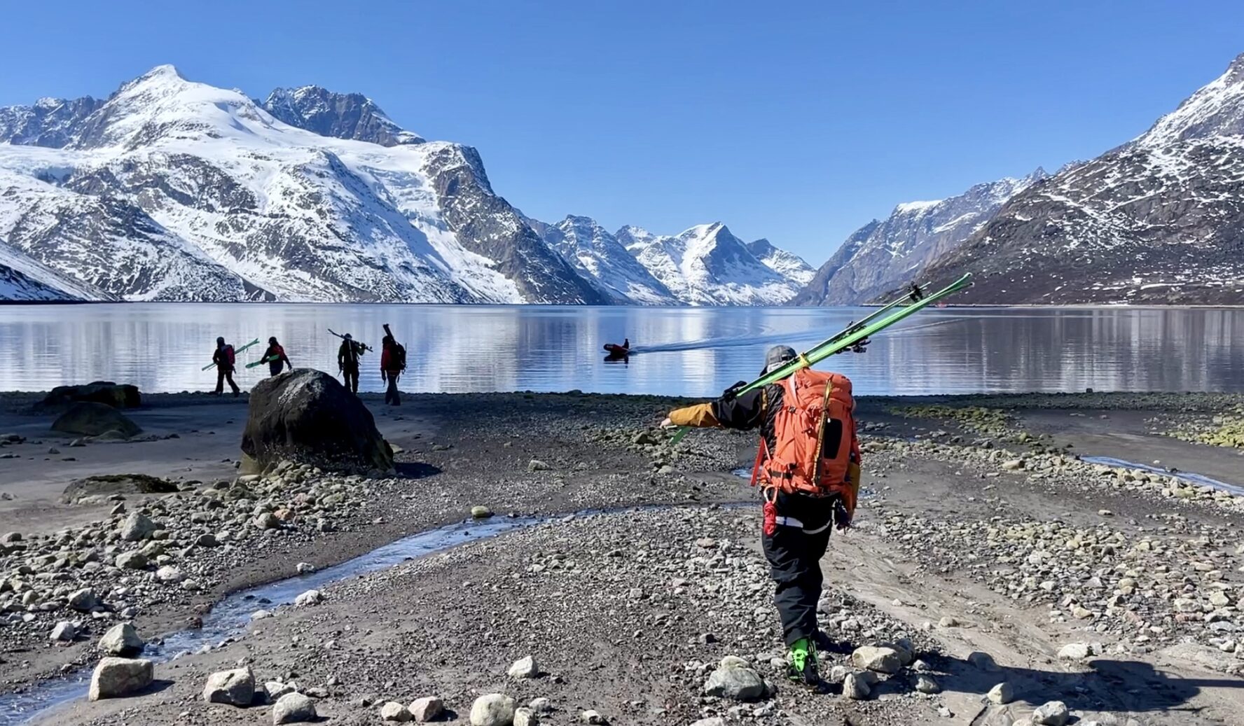 End of the ski day in West Greenland
