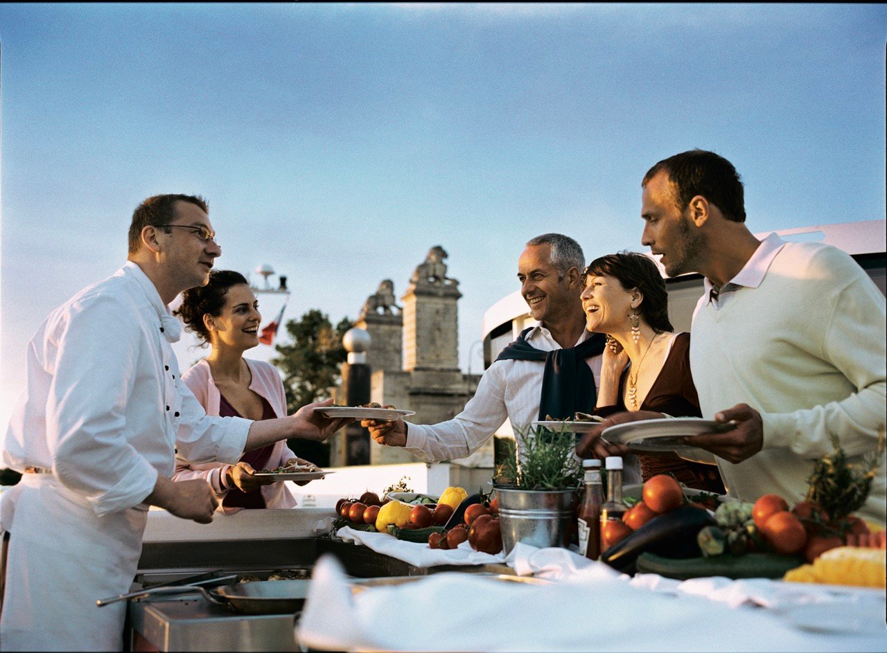 Guests and buffet on Stella boat