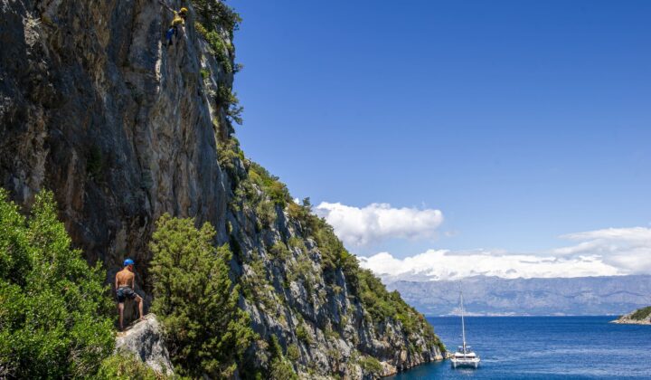 sail climb vela stiniva