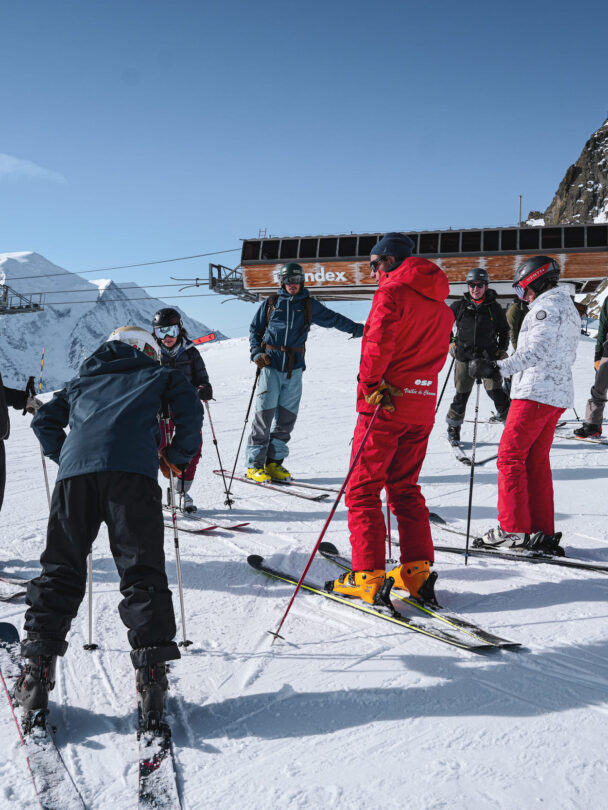 mont blanc skiers two looking
