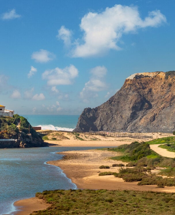 Portugal castles and beaches walking tour