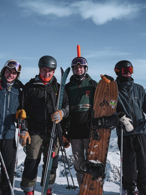 Brevent Chamonix skiers
