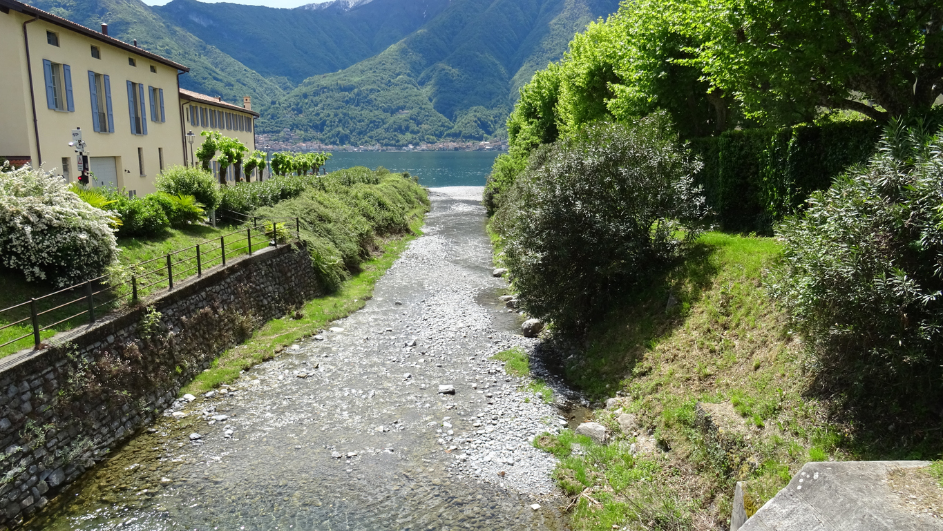 The Lake Como Greenway walk