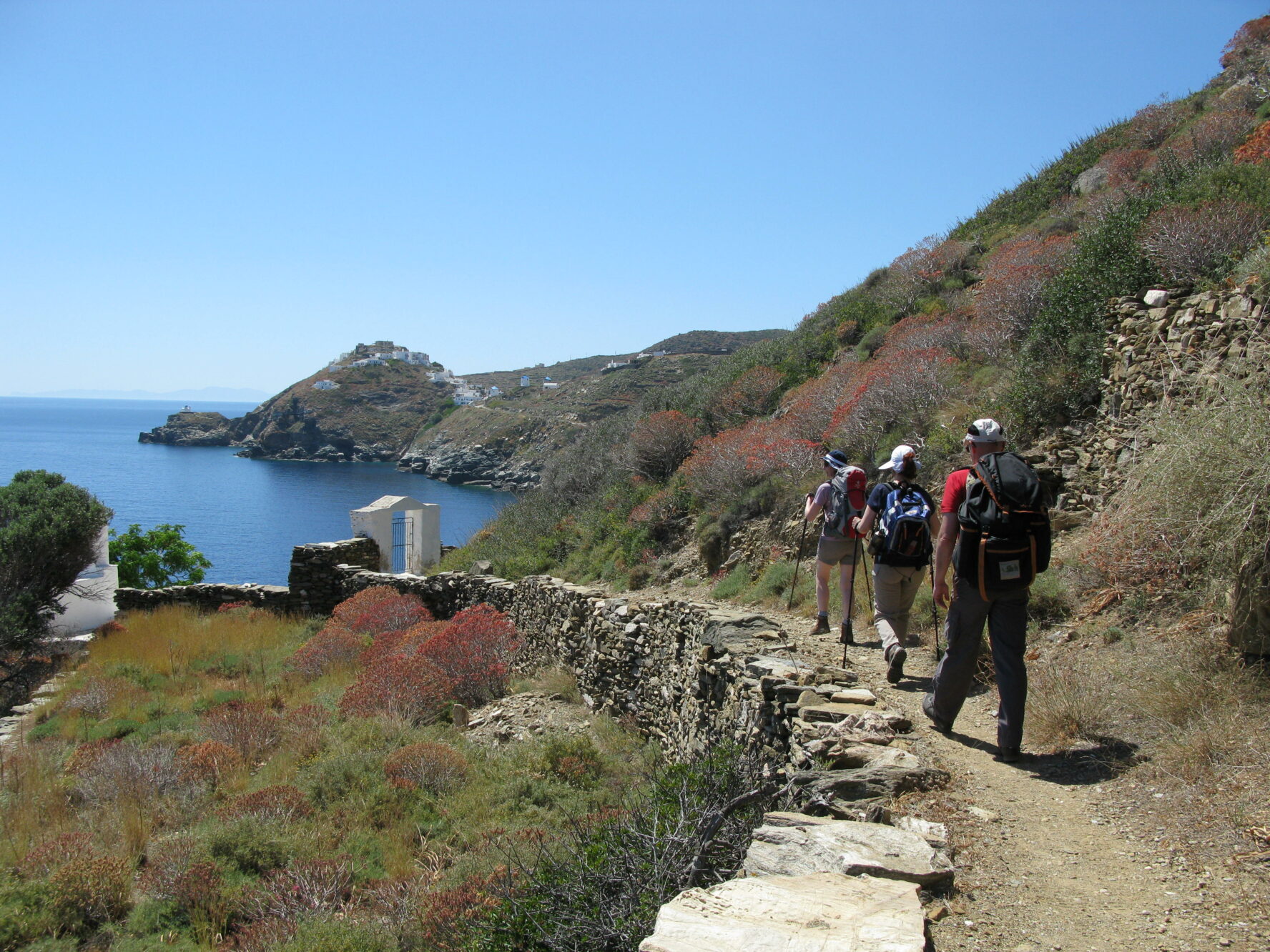 Hiking to Kastro