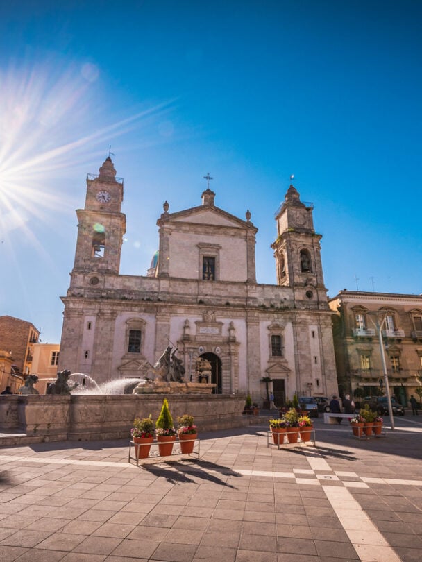 Sicily hiking tour guide