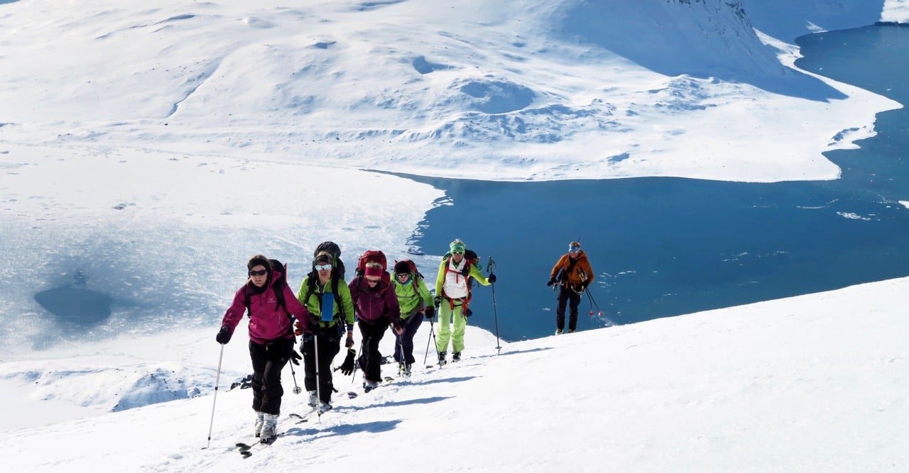 Skiers Svalbard Rembrandt