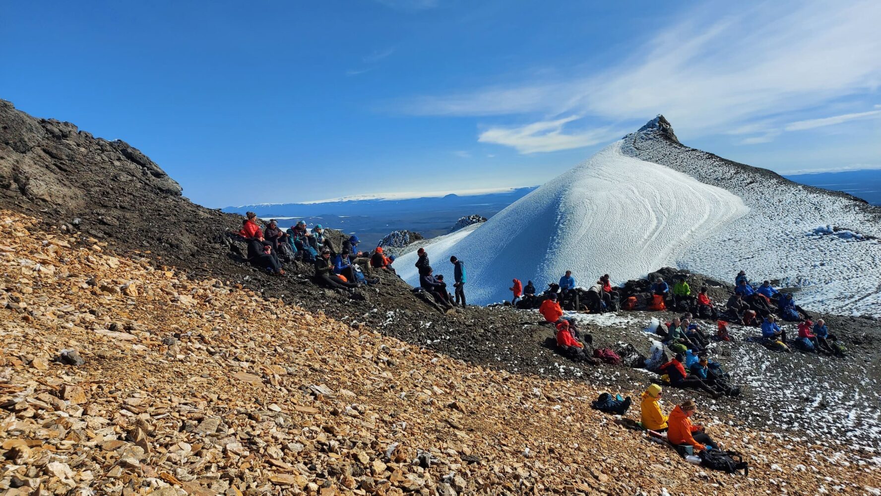 Kerlingarfjoll hiking tour hikers
