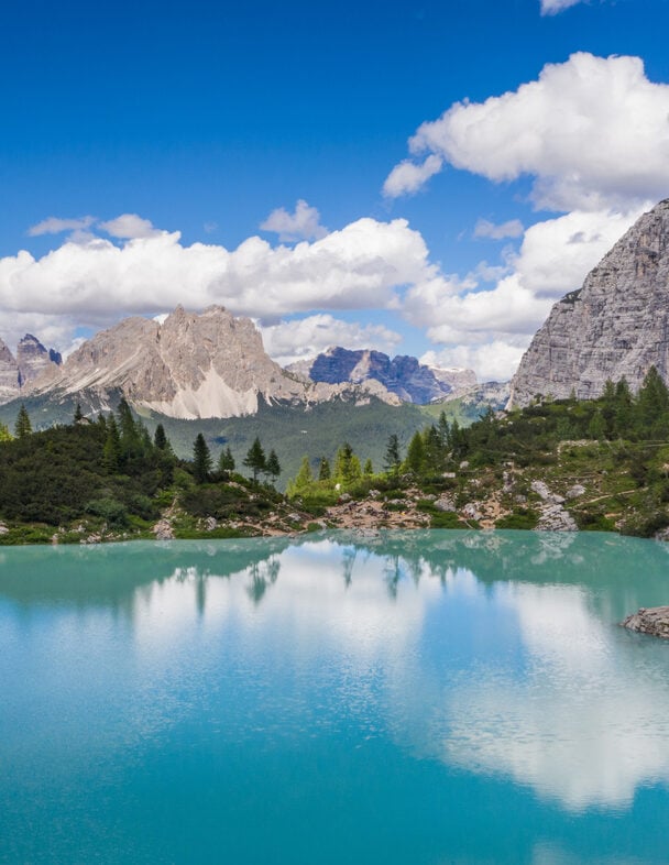 Cortina d'Ampezzo all-women hike