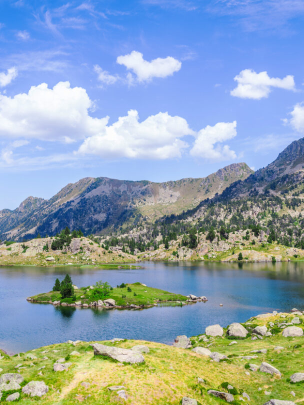 Hiking in the Spanish Pyrenees: Hut-to-Hut Trek