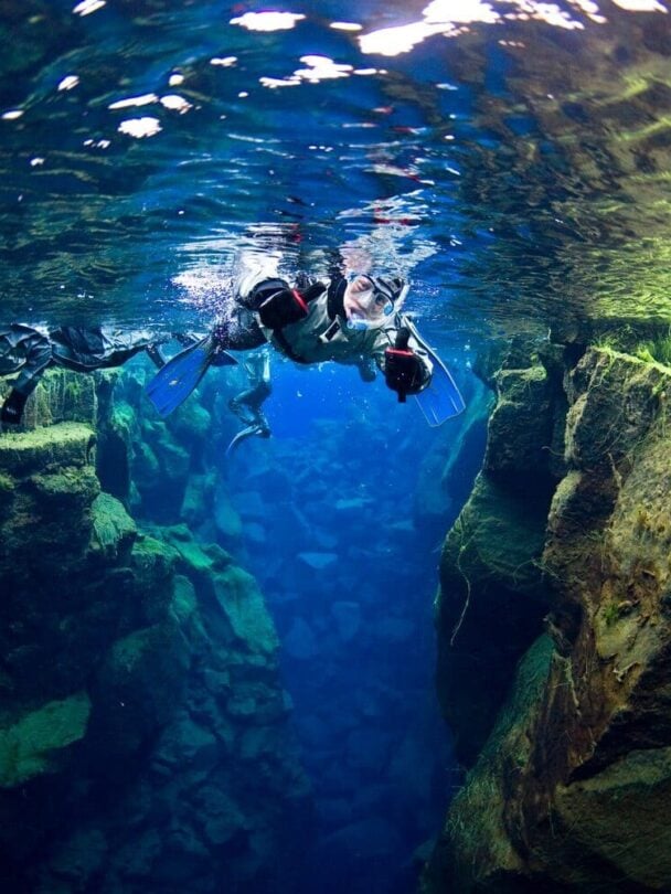 one person snorkeling silfra