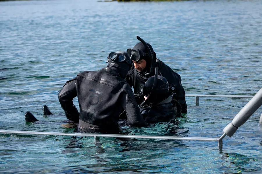 Starting snorkeling in Iceland