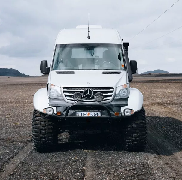 Iceland Eclipse Tour by Super Jeep