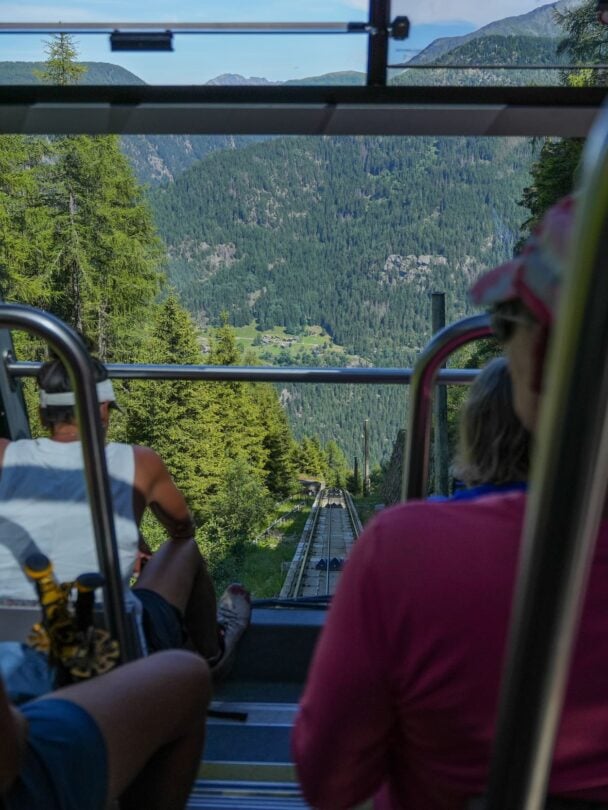 Hiking in the summer in the Alps, Lac Blanc