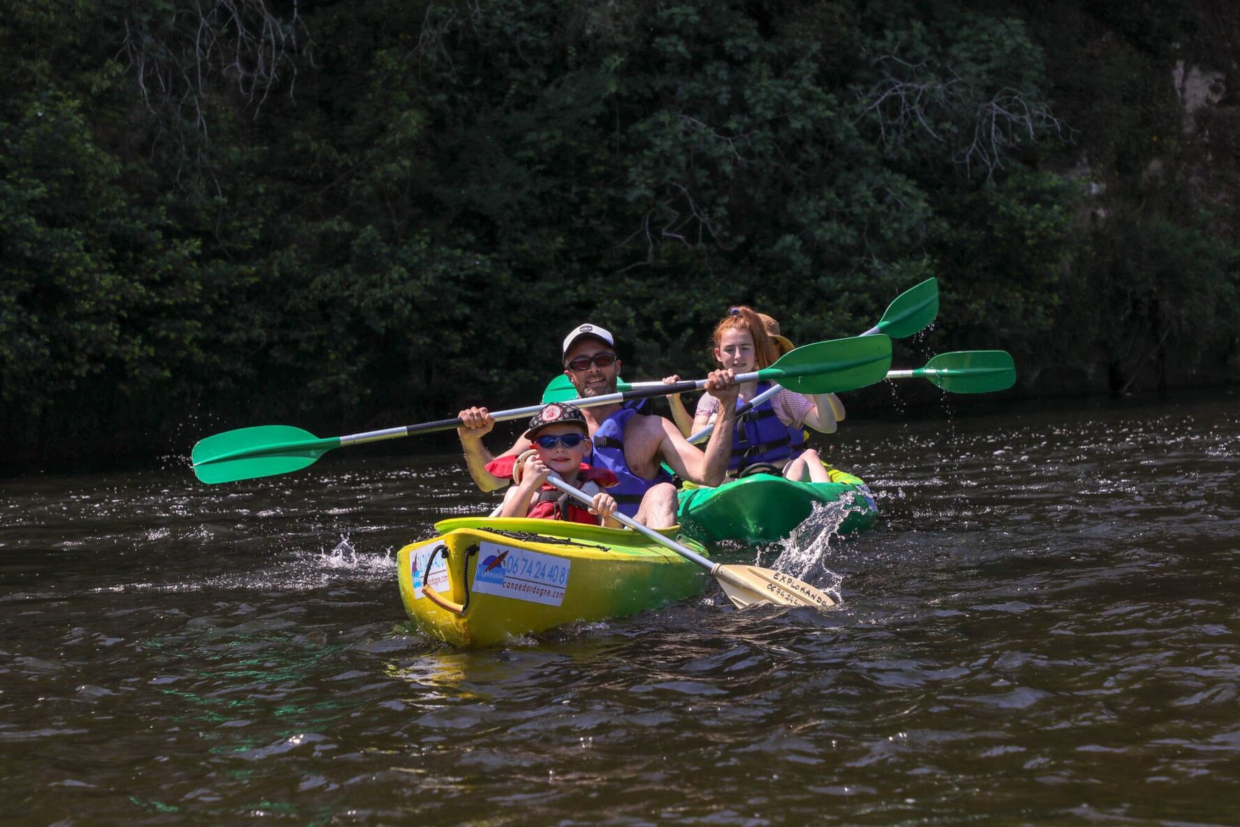 Paddling on Dordogne