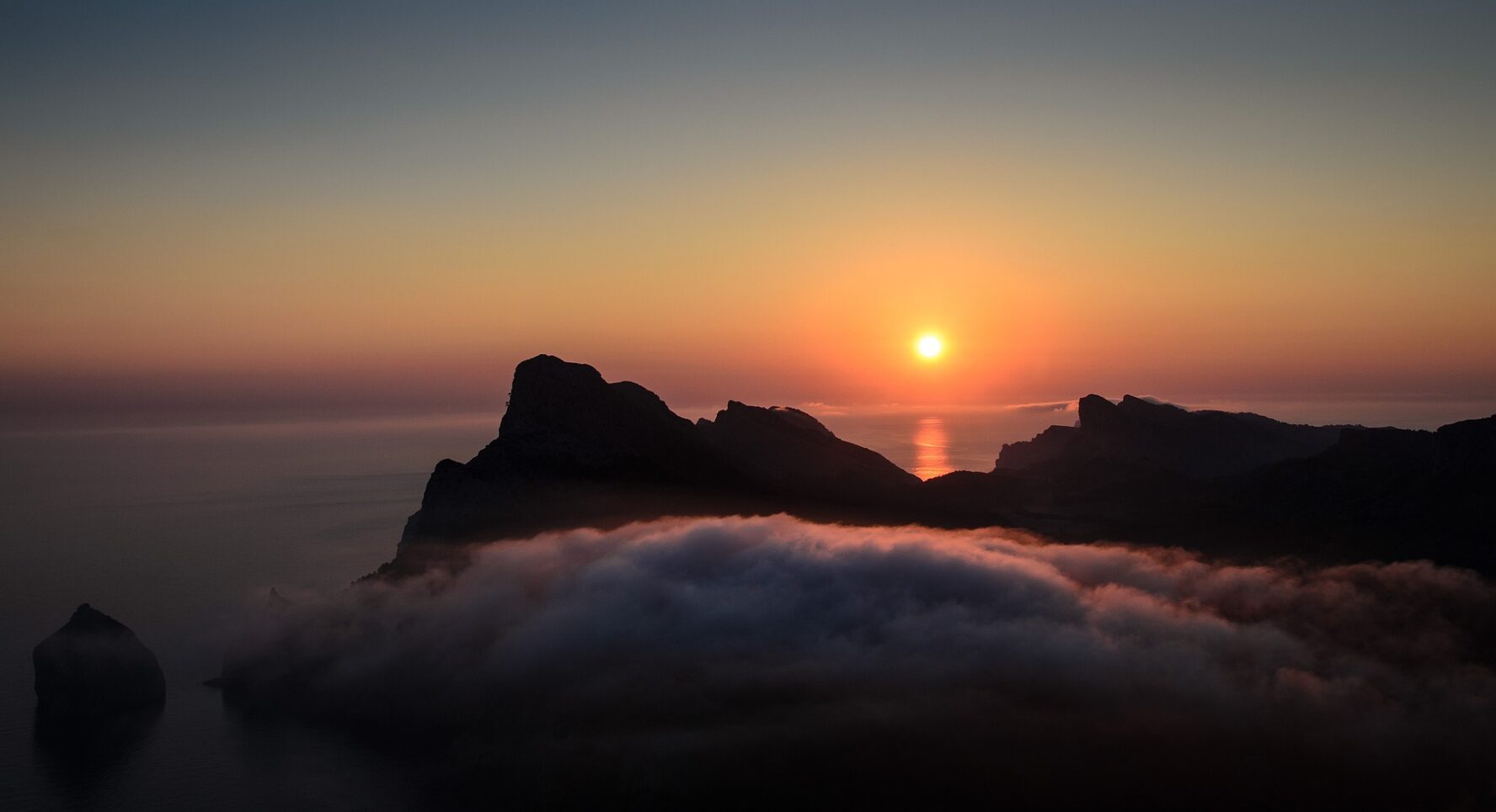 Beautiful sunset view from the top of Penyal d’Honor