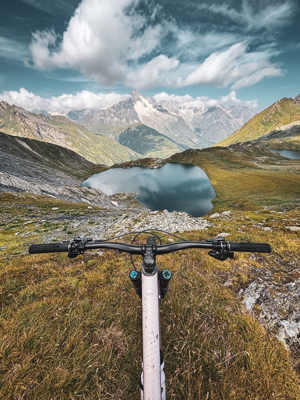 Stunning lake in the Swiss Alps
