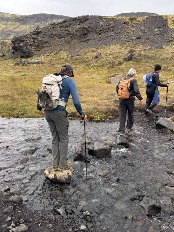 wading river rock laugavegur