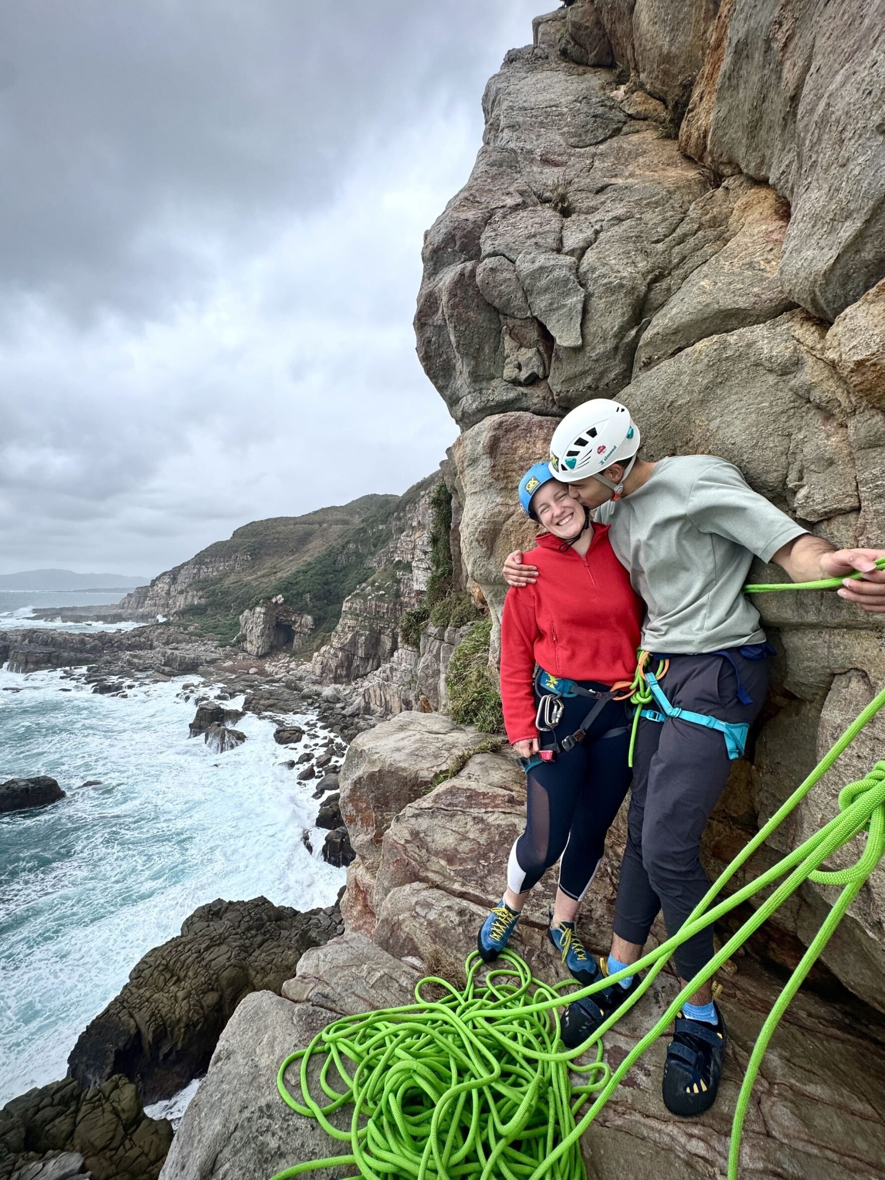 Climbers kissing in Taiwan
