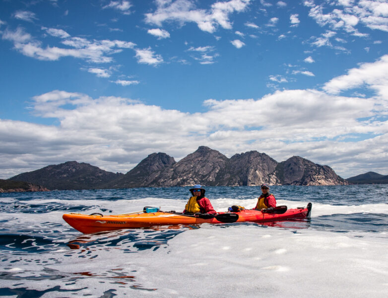 freycinet-peninsula-kayak-