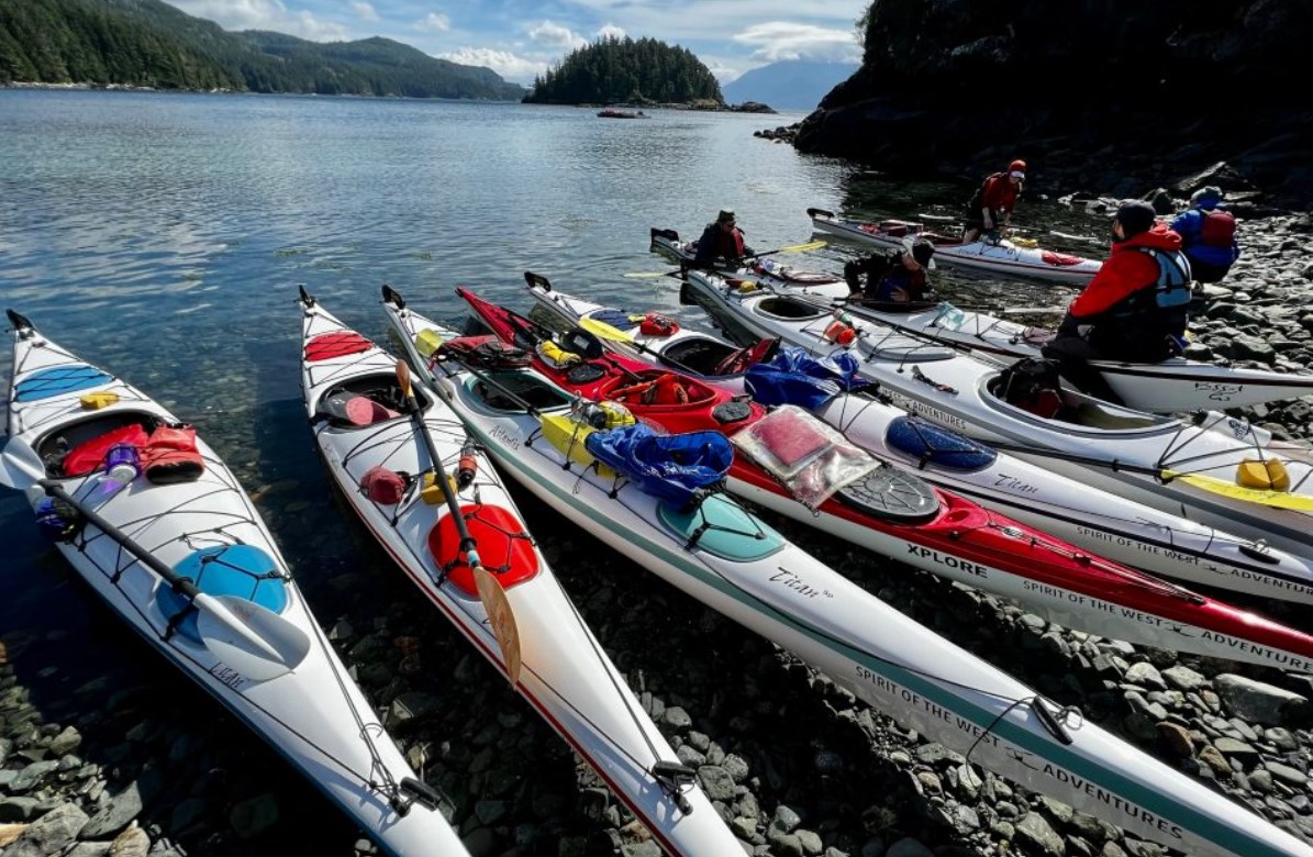 Kayaks, Johnstone Strait