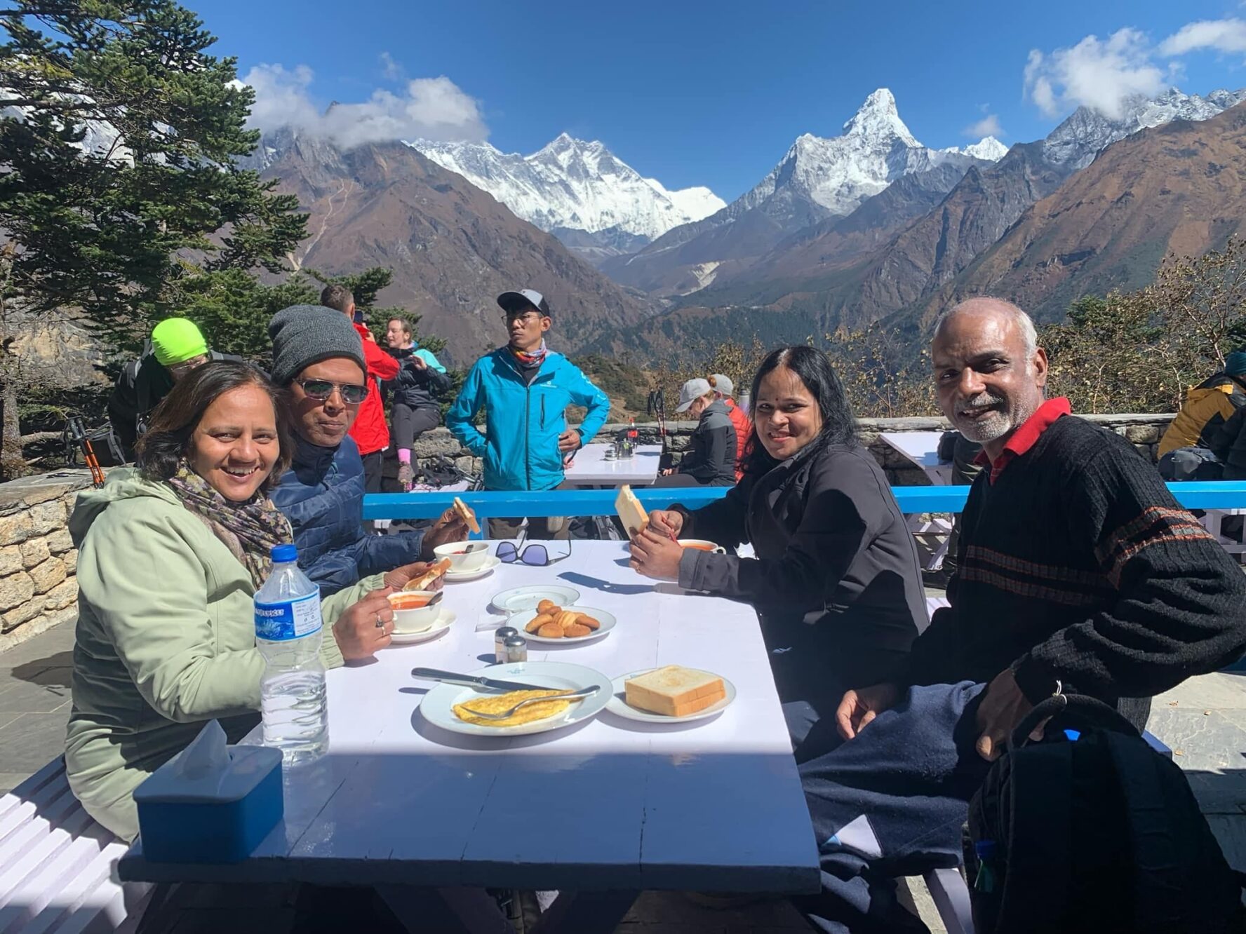 Trekkers enjoying a meal from the Everest View trek 5 days adventure