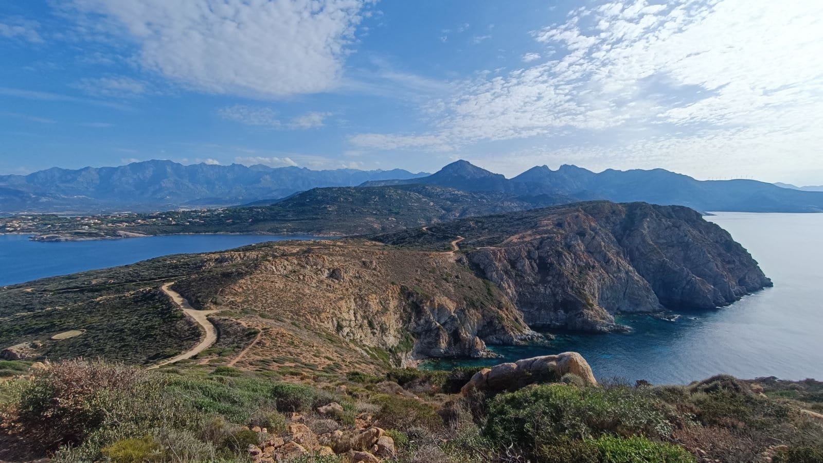 Landscape on the Revellata peninsula on a Corsica train tour hiking stop