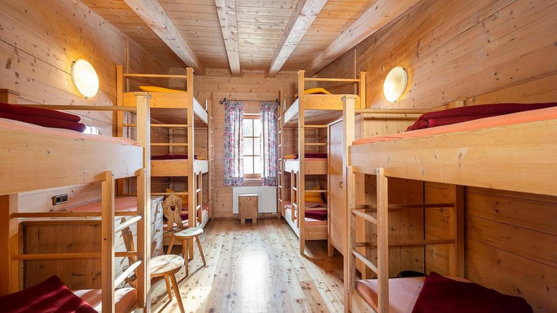 Fanes rifugio room