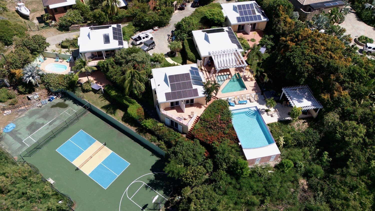 Pickleball court at Great Expectations Villa St. John