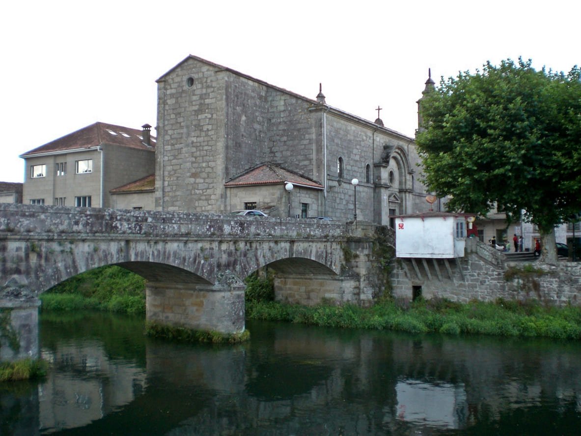 Church and bridge in Padron