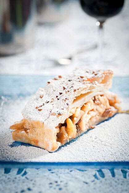 Strudel at Rifugio Staulanza