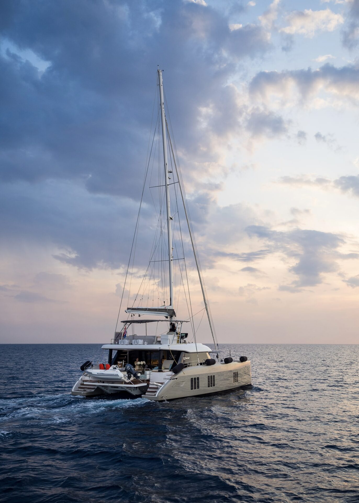 Zara boat sailing