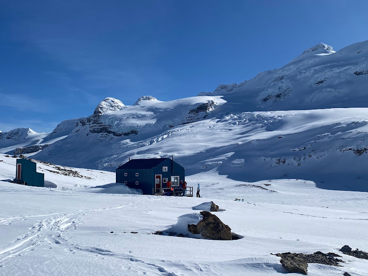 Balfour daytime Wapta